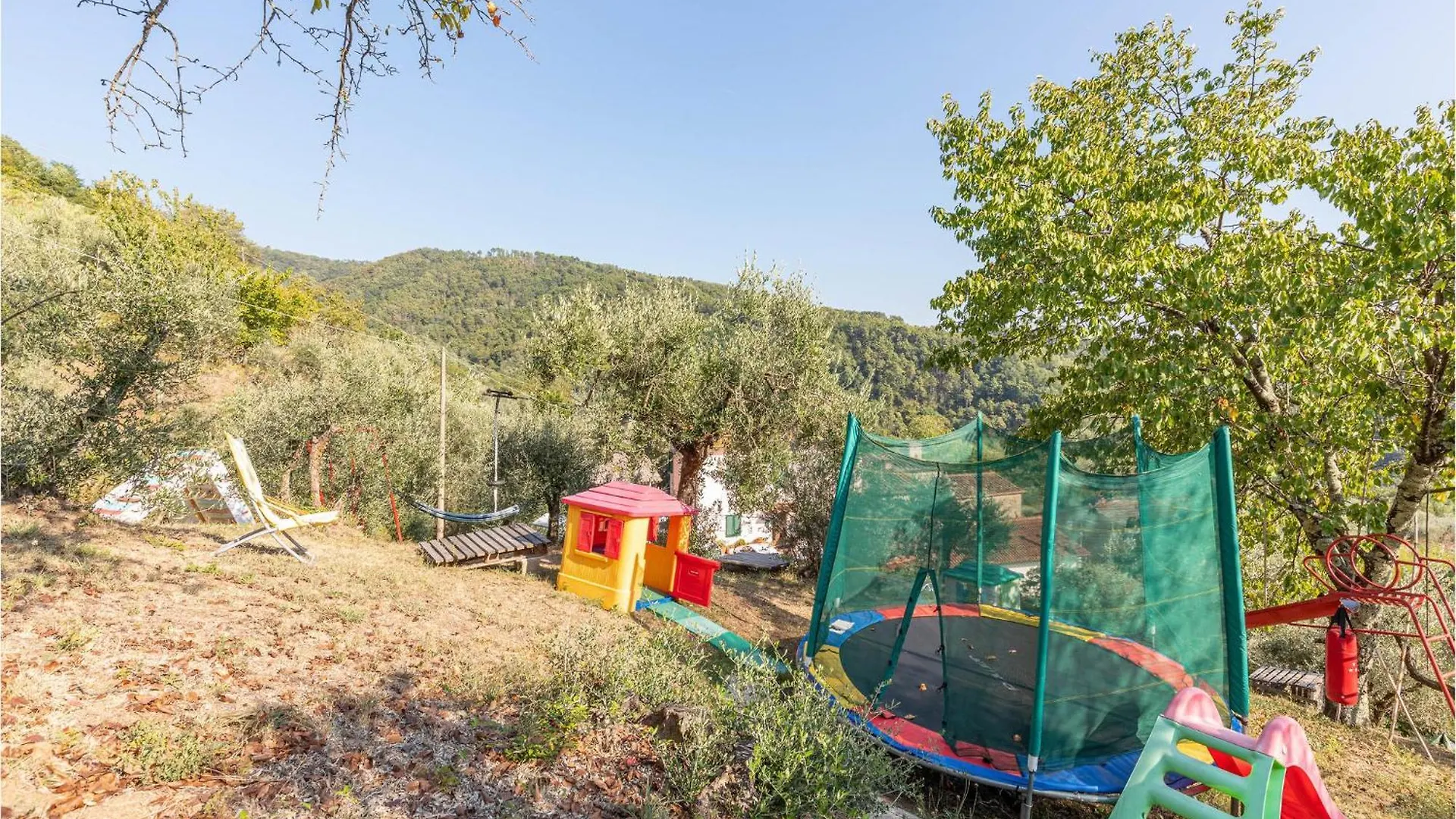 Awesome Home In Marliana With Kitchenette Holiday home
