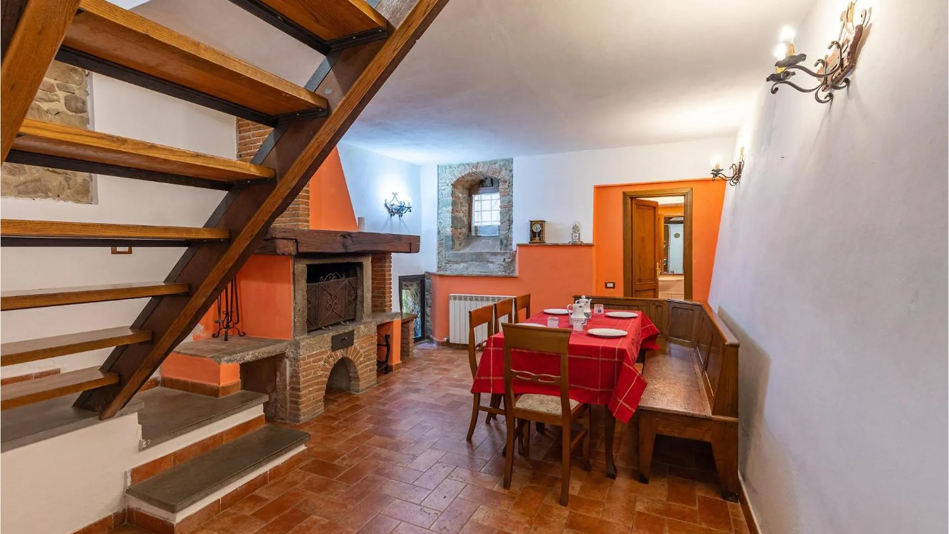 Awesome Home In Marliana With Kitchenette 0*,